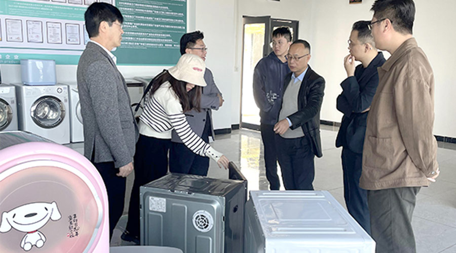 再續(xù)前緣！客戶遠(yuǎn)道而來到訪金環(huán)電器洽談滾筒干衣機合作