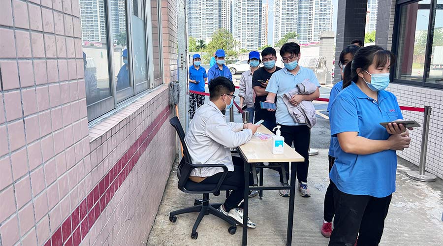 迅速防疫！金環(huán)電器積極配合醫(yī)護人員上門測核酸！